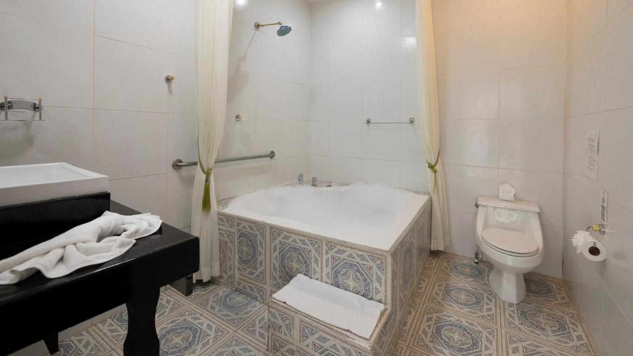 Blue Mirador Hotel Мануель-Антоніо Екстер'єр фото